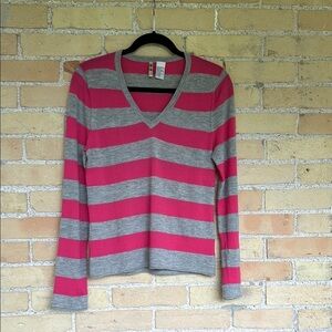 Three Dots Pink and Gray Striped Cashmere V-Neck Sweater
